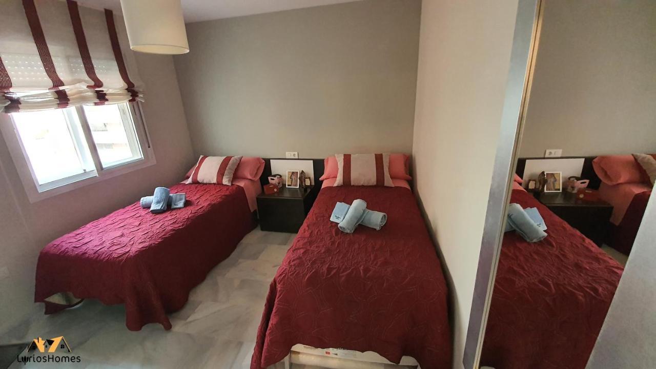 Lyrioshomes Beach Roquetas De Mar , Piscina Y Parque Infantil Bagian luar foto