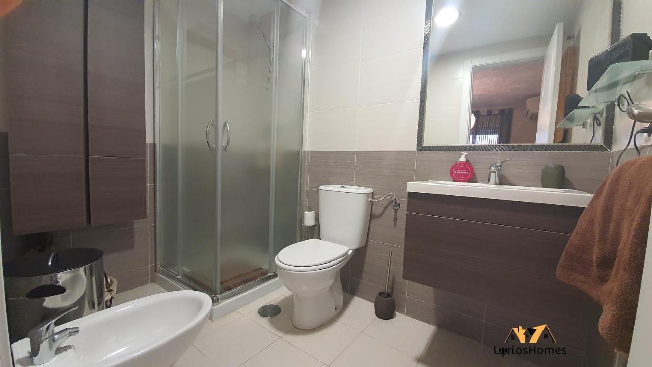 Lyrioshomes Beach Roquetas De Mar , Piscina Y Parque Infantil Bagian luar foto