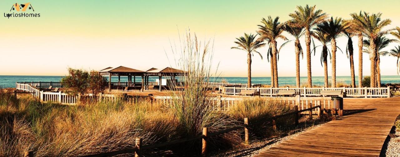 Lyrioshomes Beach Roquetas De Mar , Piscina Y Parque Infantil Bagian luar foto
